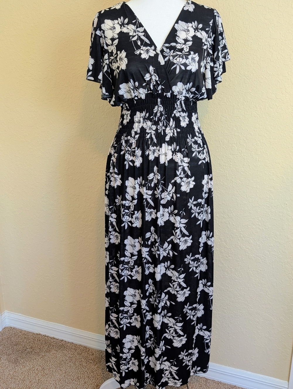 Tamsy Smocked Waist Flutter Sleeve Maxi Dress-Fits S,M,L NWOT
